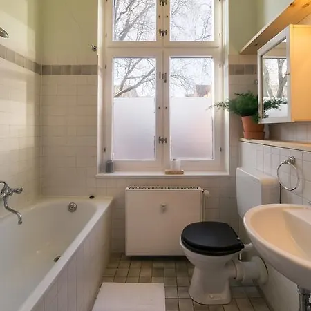 Appartement Benkertstrasse Rechts *